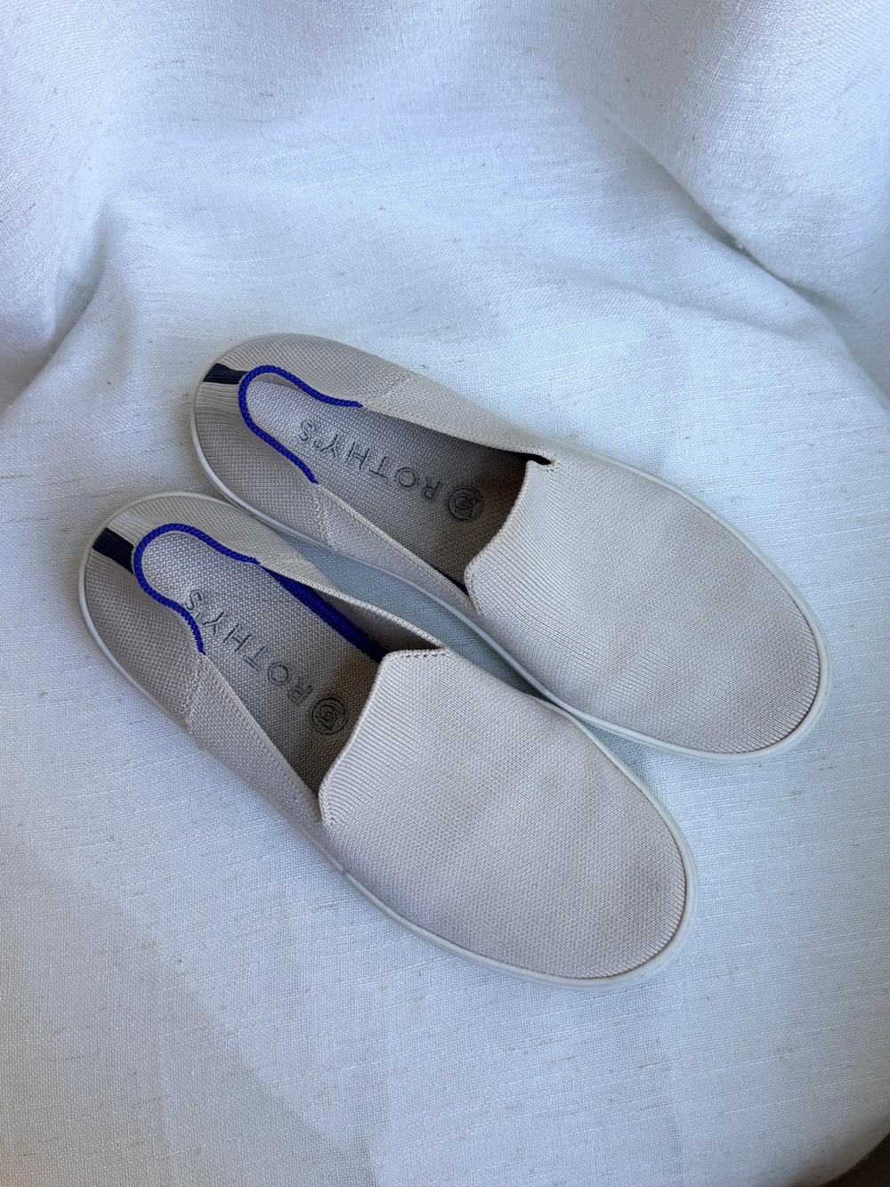 Rothy’s The Sneaker Sand Beige Blue Halo Slip On Shoes Size 8